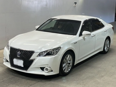 TOYOTA CROWN HYBRID