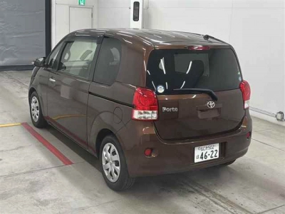 TOYOTA PORTE