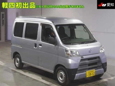 TOYOTA PIXIS VAN