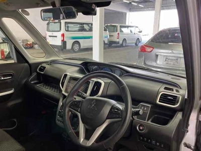 MITSUBISHI DELICA D:2