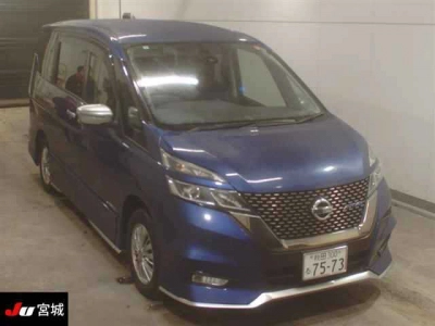 NISSAN SERENA