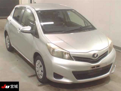 TOYOTA VITZ