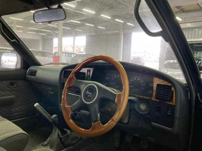 TOYOTA HILUX PICK UP