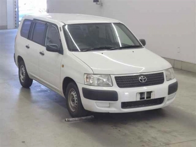 TOYOTA SUCCEED VAN