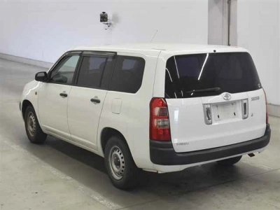 TOYOTA SUCCEED VAN