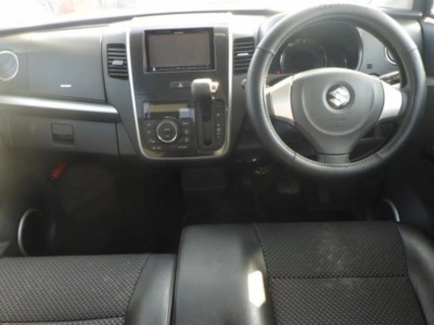 SUZUKI WAGON R STINGRAY