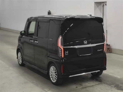 HONDA N BOX CUSTOM