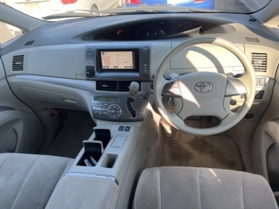 TOYOTA ESTIMA HYBRID