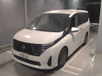 NISSAN SERENA