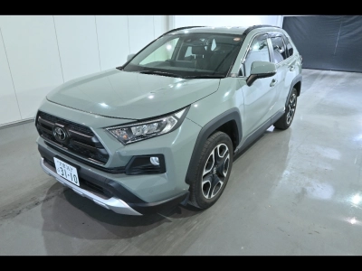 TOYOTA RAV4