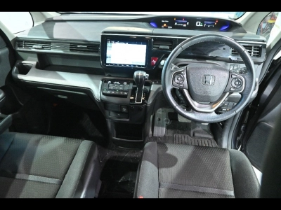HONDA STEPWGN SPADA