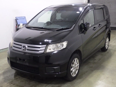 HONDA FREED SPIKE