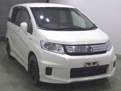 HONDA FREED SPIKE