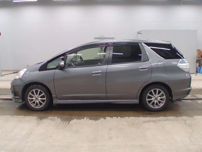 HONDA FIT SHUTTLE HYBRID