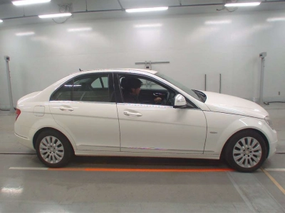 MERCEDES BENZ C CLASS