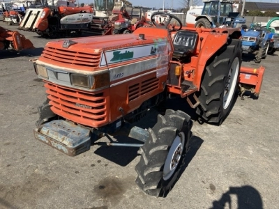 KUBOTA KUBOTA