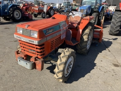 KUBOTA KUBOTA