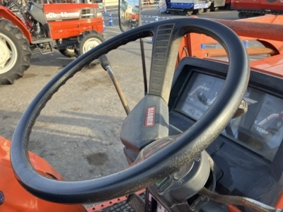 KUBOTA KUBOTA