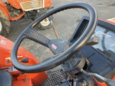 KUBOTA KUBOTA