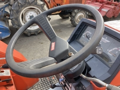 KUBOTA KUBOTA