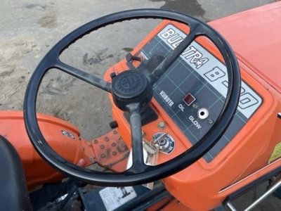 KUBOTA KUBOTA