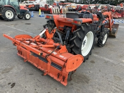 KUBOTA KUBOTA
