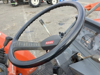 KUBOTA KUBOTA