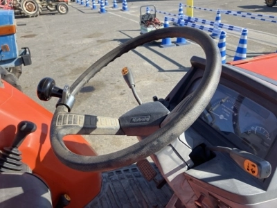 KUBOTA KUBOTA