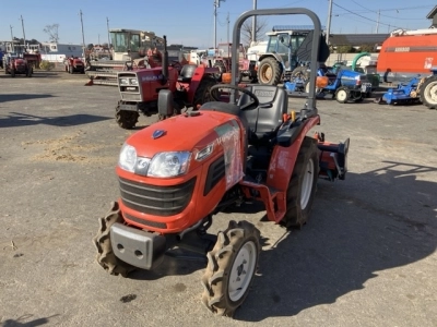 KUBOTA KUBOTA