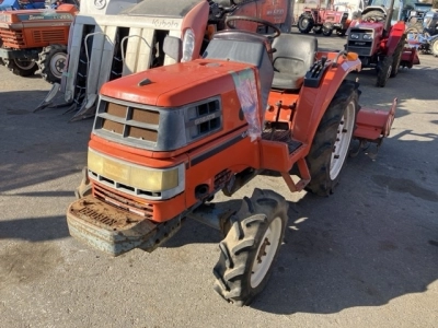 KUBOTA KUBOTA