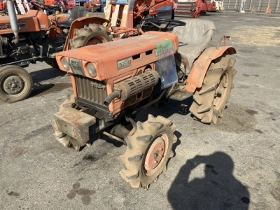 KUBOTA KUBOTA