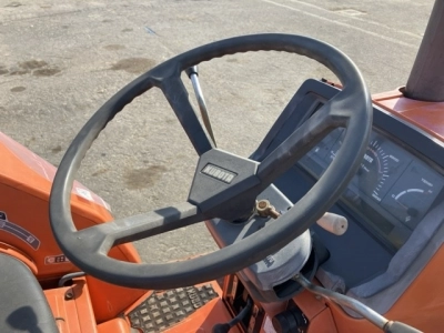 KUBOTA KUBOTA