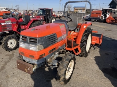 KUBOTA KUBOTA
