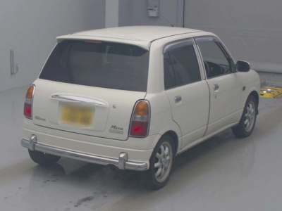 DAIHATSU MIRA GINO