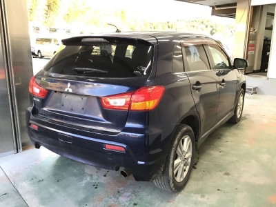 MITSUBISHI RVR