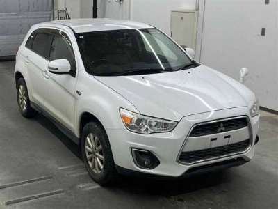 MITSUBISHI RVR
