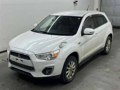 MITSUBISHI RVR