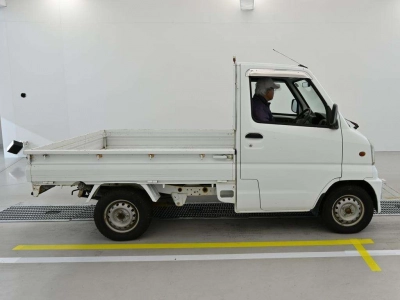 MITSUBISHI MINICAB TRUCK