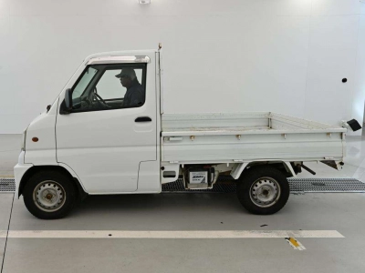 MITSUBISHI MINICAB TRUCK