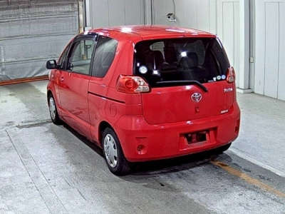TOYOTA PORTE