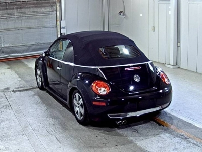 VOLKSWAGEN NEW BEETLE CABRIOLET
