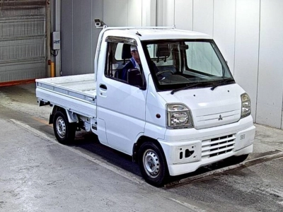 MITSUBISHI MINICAB TRUCK
