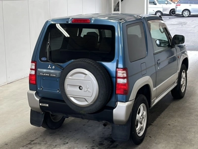 MITSUBISHI PAJERO MINI