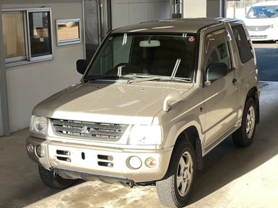 MITSUBISHI PAJERO MINI