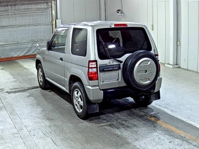 MITSUBISHI PAJERO MINI