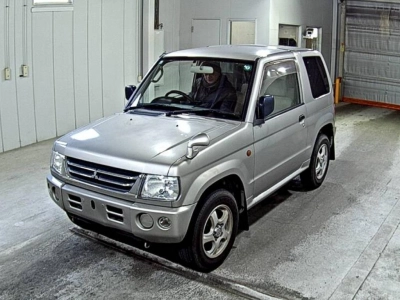MITSUBISHI PAJERO MINI