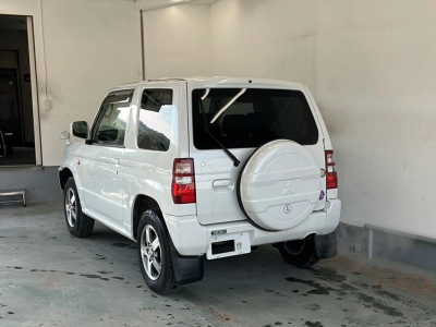 MITSUBISHI PAJERO MINI