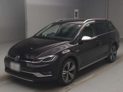VOLKSWAGEN GOLF ALLTRACK