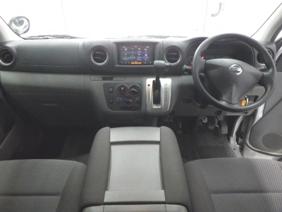 NISSAN NV350 CARAVAN WAGON