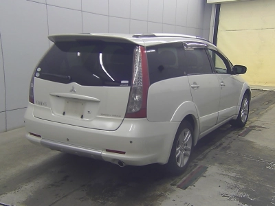 MITSUBISHI GRANDIS